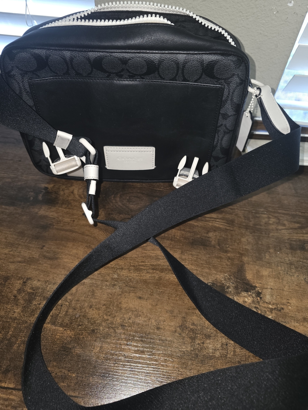 Coach Track Men’s Black Crossbody Camera Bag Black Charcoal with ChalkWhite Trim